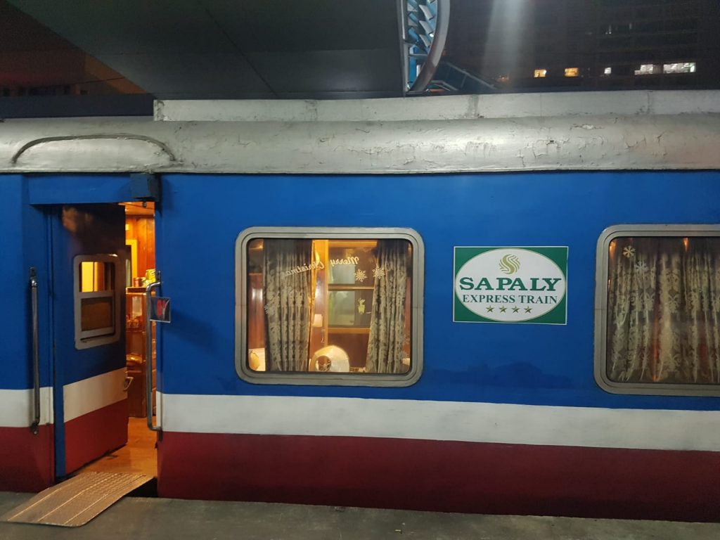 Sapaly Express Train from Hanoi to Sapa