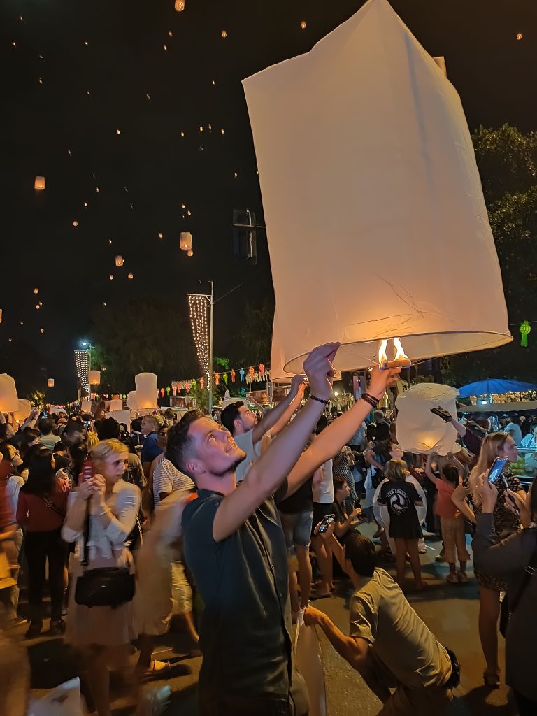 Maarten, Gecko Routes, Chiang Mai Lantern Festival