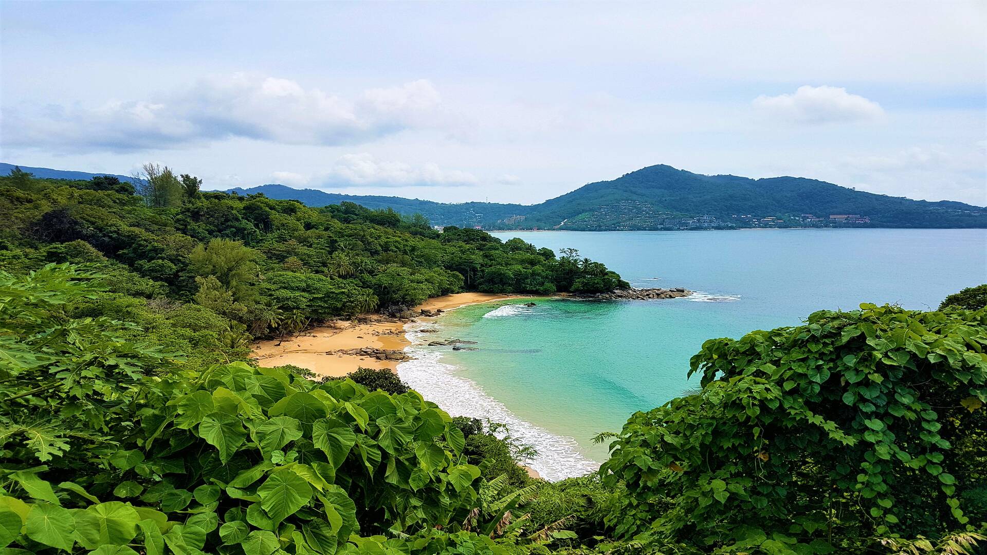 How to get from Koh Samui to Phuket: A traveler review