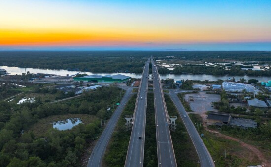 Sri Surat Bridge, Surat Thani, Thailand