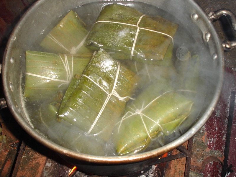 tamales steaming