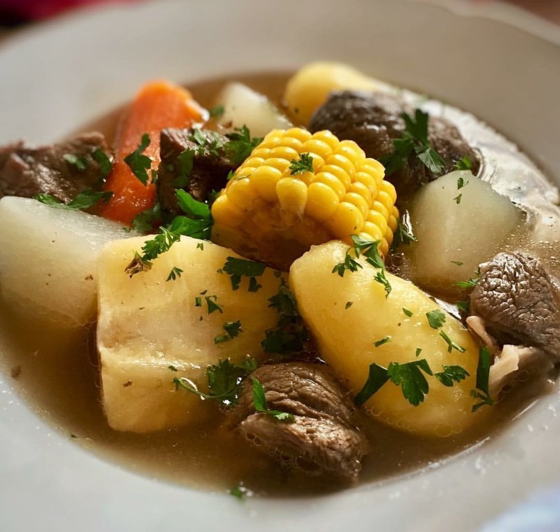 olla de carne stew with beef, corn and potatoes.