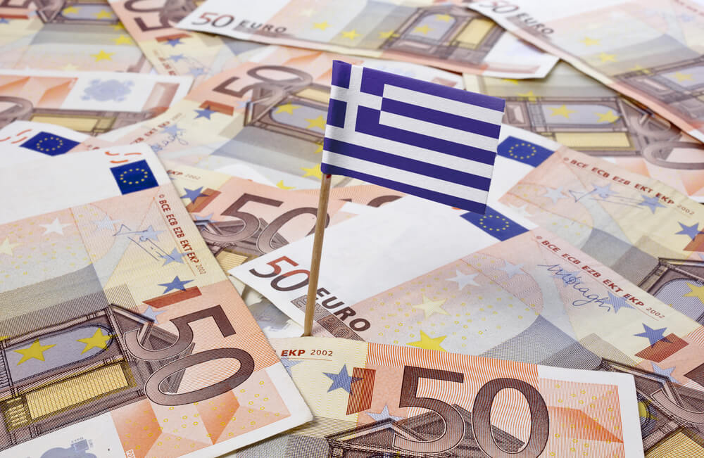 Top Tips for Wisely Managing Your Money in Greece