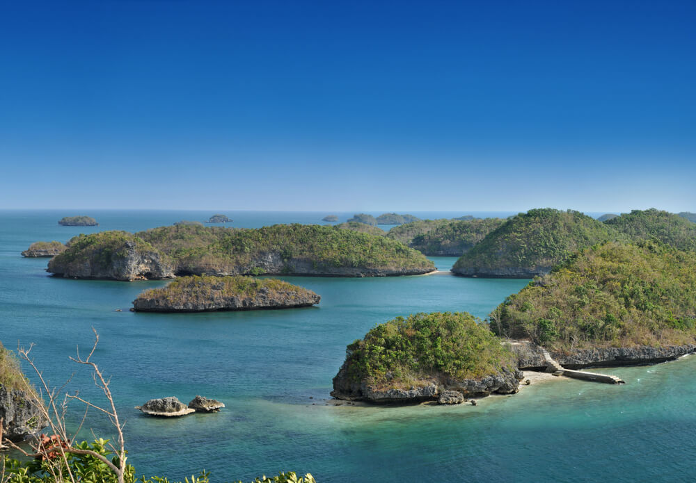 17 of the Best Beaches near Manila in the Philippines